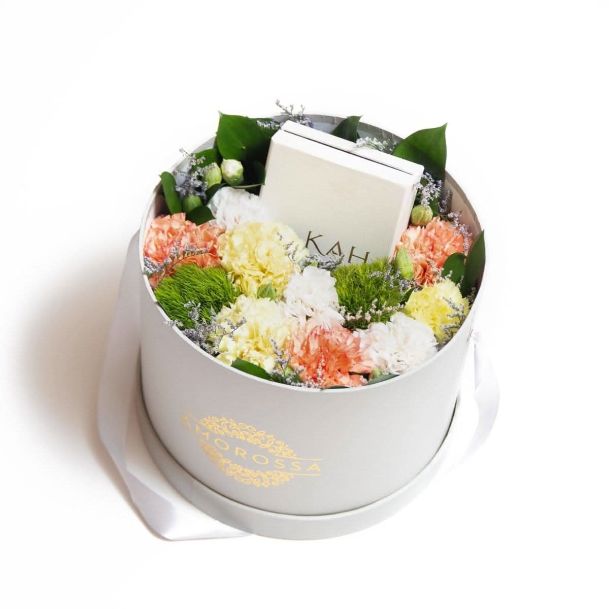 Blooming Carnations & Kah Kow