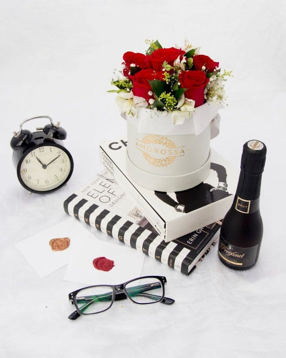 AMOROSSA - FREIXENET MINI CORDON NEGRO (2 unidades) - Botella mini de cava Freixenet Cordon Negro, diseño elegante para regalar flores y enviar flores con delivery rápido.